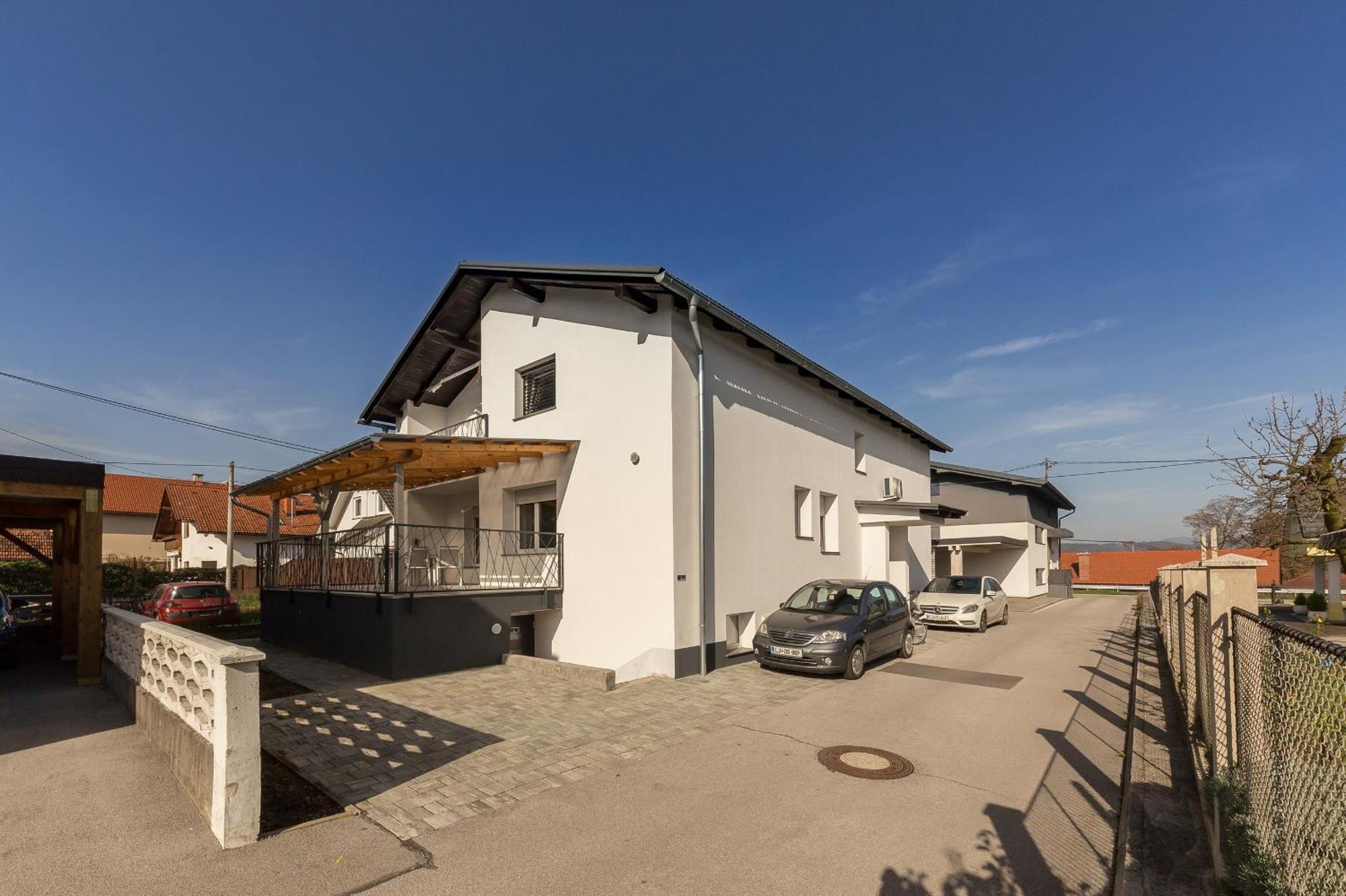 Apartments Rok Любляна Екстериор снимка