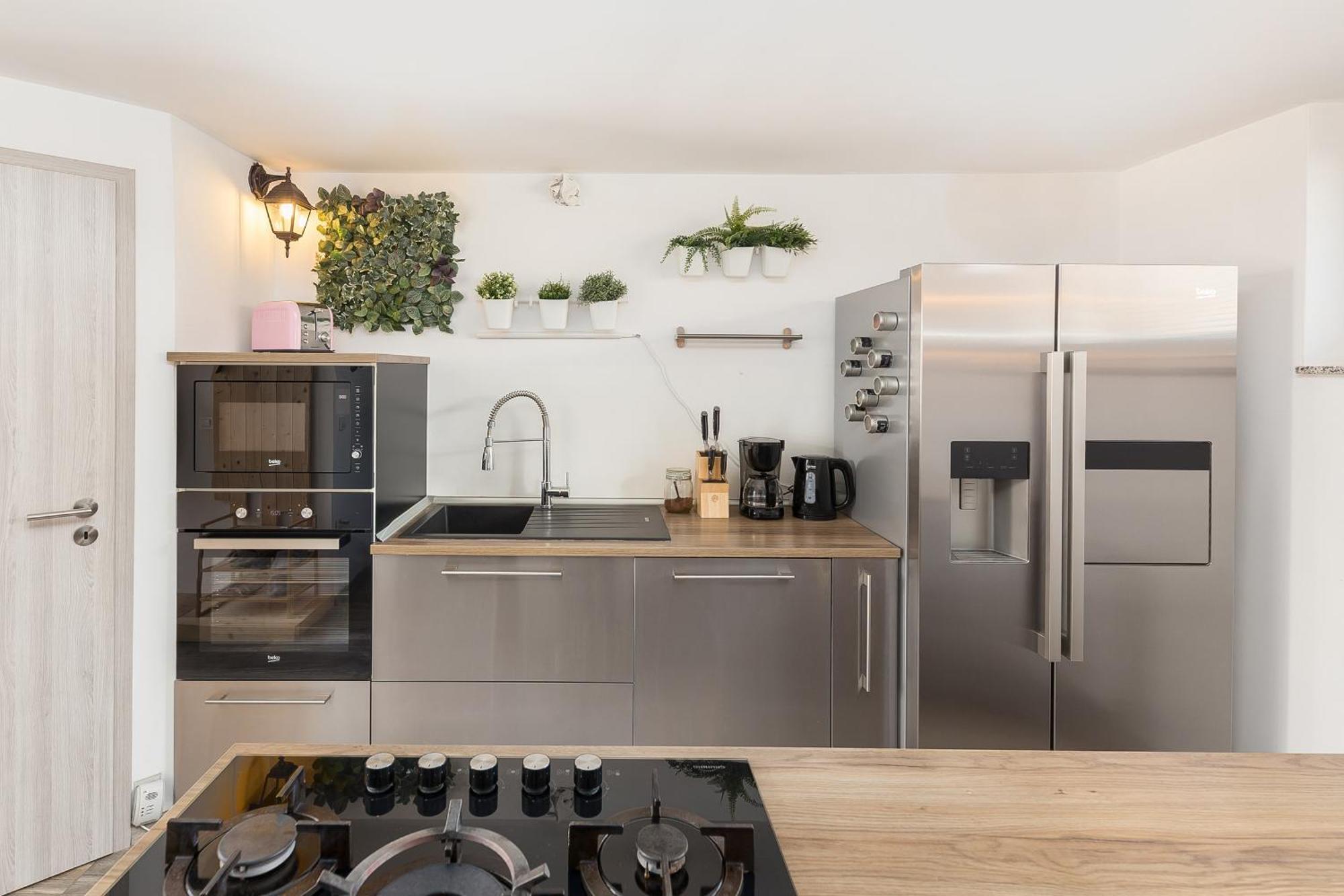 Apartments Rok Любляна Екстериор снимка