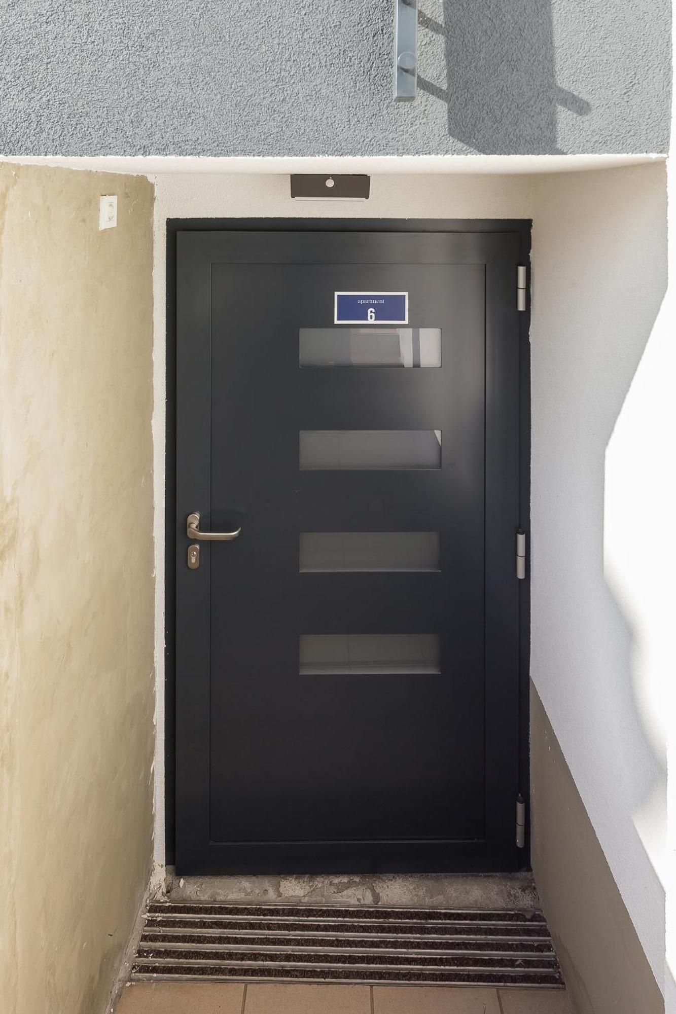 Apartments Rok Любляна Екстериор снимка